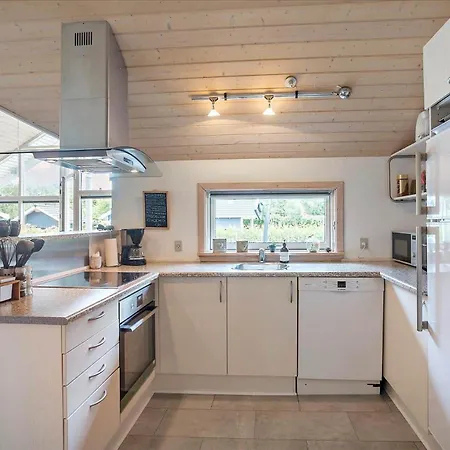 M197-vaeggerlose-musestien-6 Bøtø By