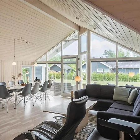 M197-vaeggerlose-musestien-6 Bøtø By