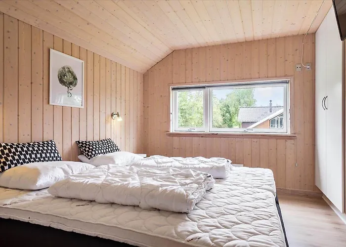 M197-vaeggerlose-musestien-6 * Bøtø By